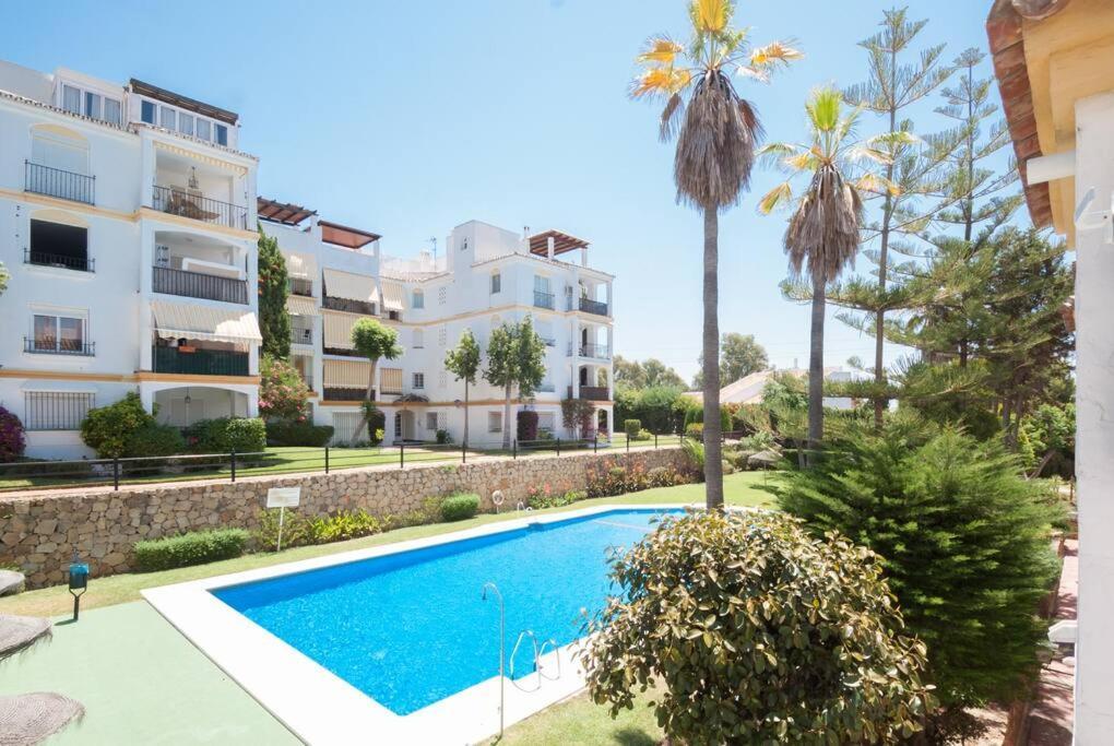 Appartement Con Piscina Cerca Del Golf En Atalaya - Atalaya Del Golf 31 Estepona