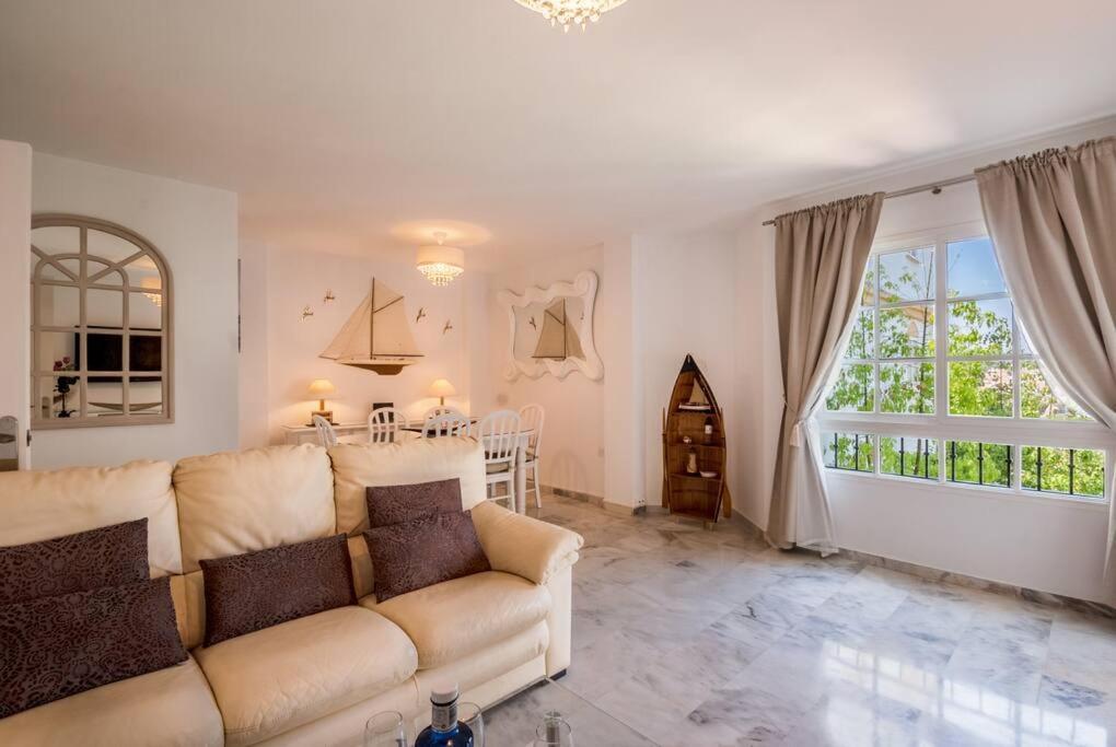 Appartement Con Piscina Cerca Del Golf En Atalaya - Atalaya Del Golf 31 *